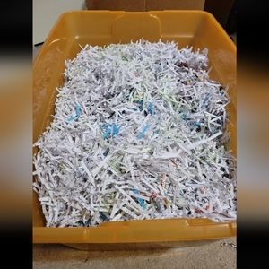 One (1) Pound (lb) of Shredded Paper